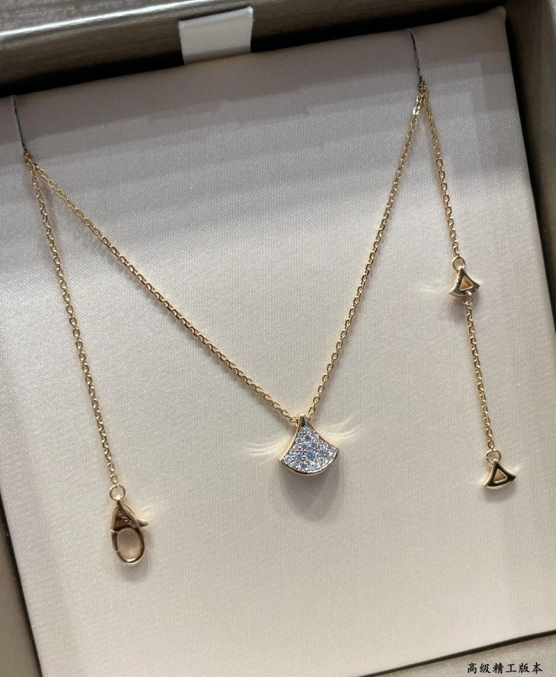 Fashionable Bvlgari Necklaces 215832