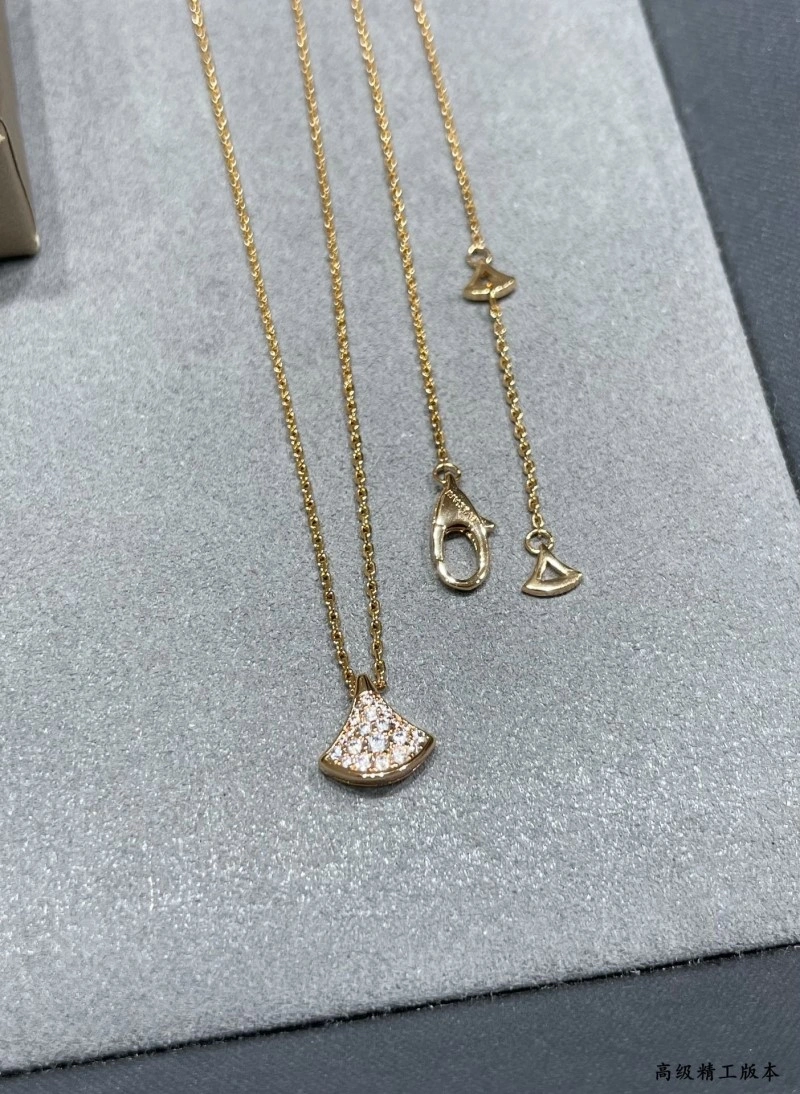 Fashionable Bvlgari Necklaces 215832