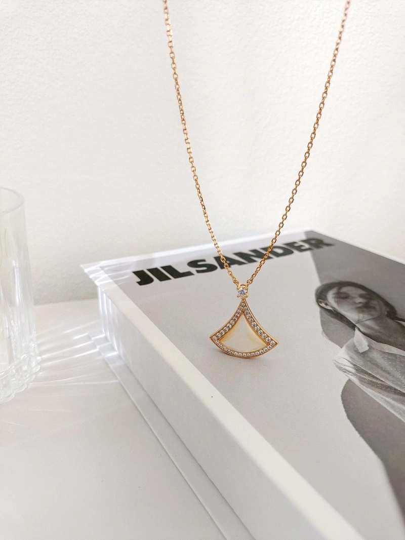 ModernLook Bvlgari Necklaces 215829