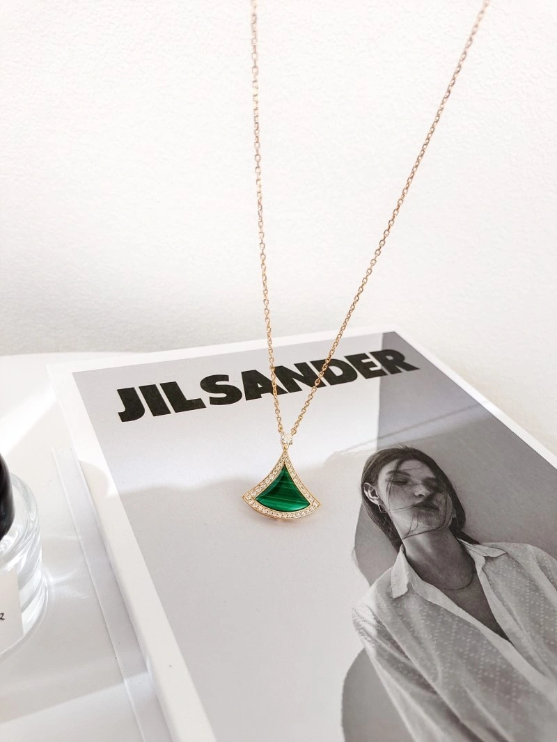 ModernLook Bvlgari Necklaces 215829
