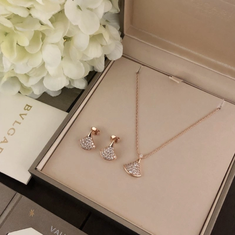 ComfortFit Bvlgari Necklaces 215830