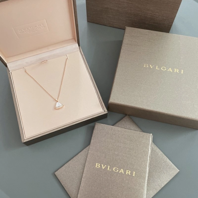 Bright Bvlgari Necklaces 215818
