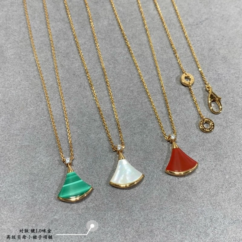 Bvlgari Necklaces Refined 215816
