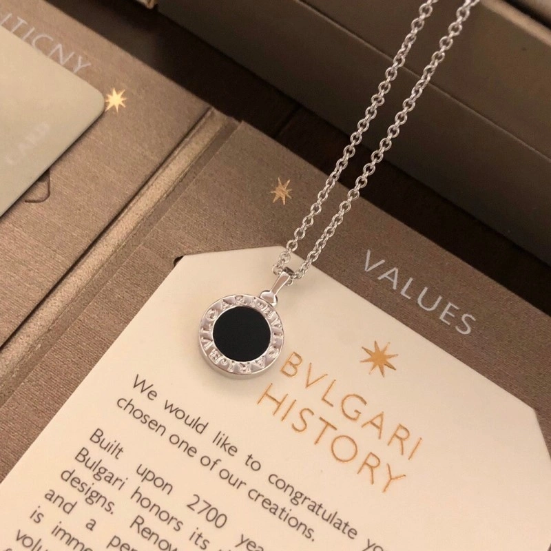 Neat Bvlgari Necklaces 215804
