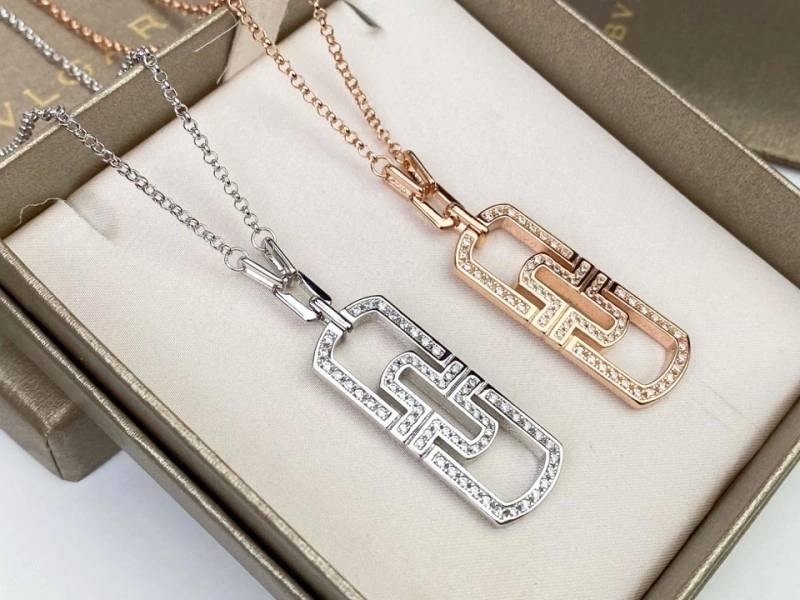 Bvlgari Necklaces Vibrant 215812