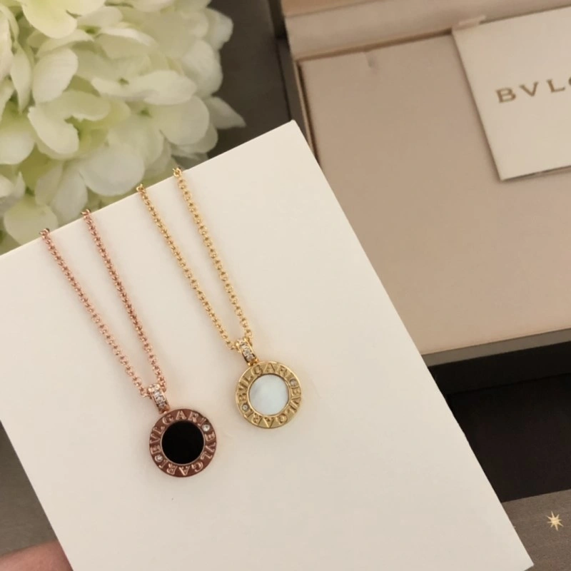 Bvlgari Necklaces Elegant 215795