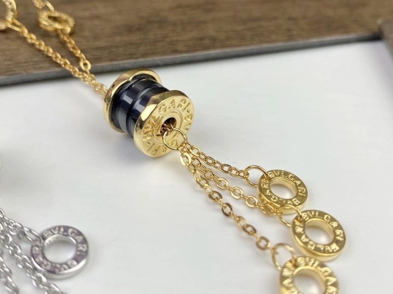 Vibrant Bvlgari Necklaces 215794