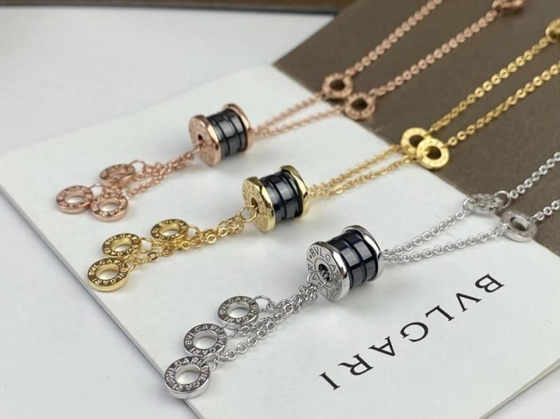 Vibrant Bvlgari Necklaces 215794