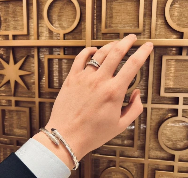 Effortless Bvlgari Rings 216789