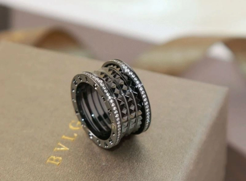 Snug Bvlgari Rings 216790