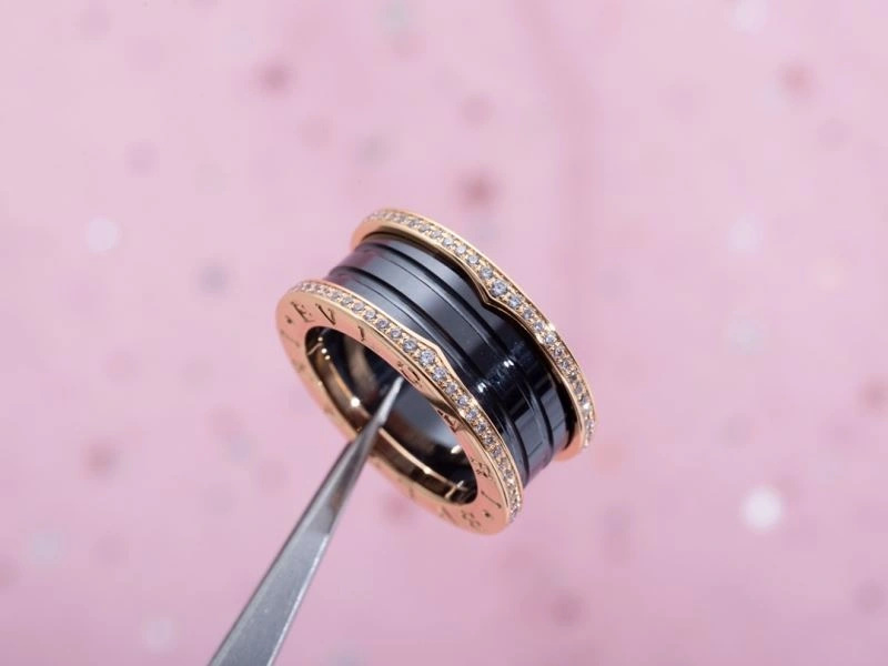 Elegant Bvlgari Rings 216876
