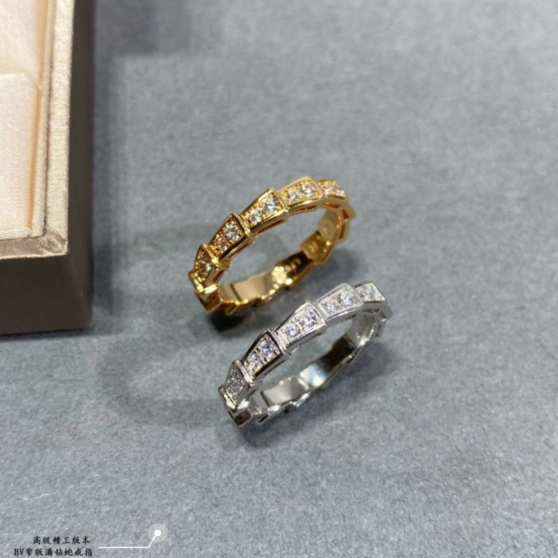 Snug Bvlgari Rings 216651