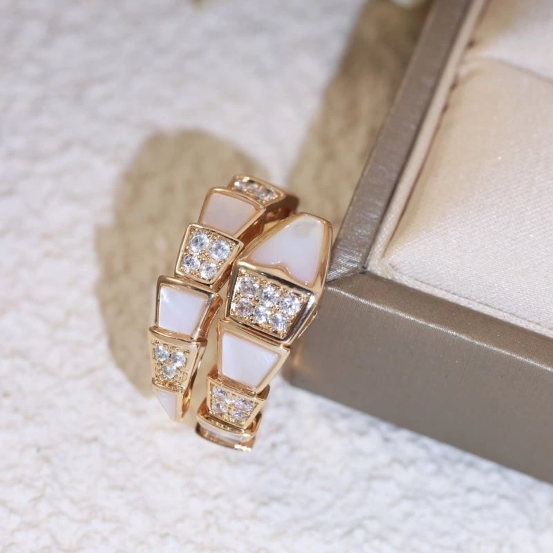 Unique Bvlgari Rings 216095