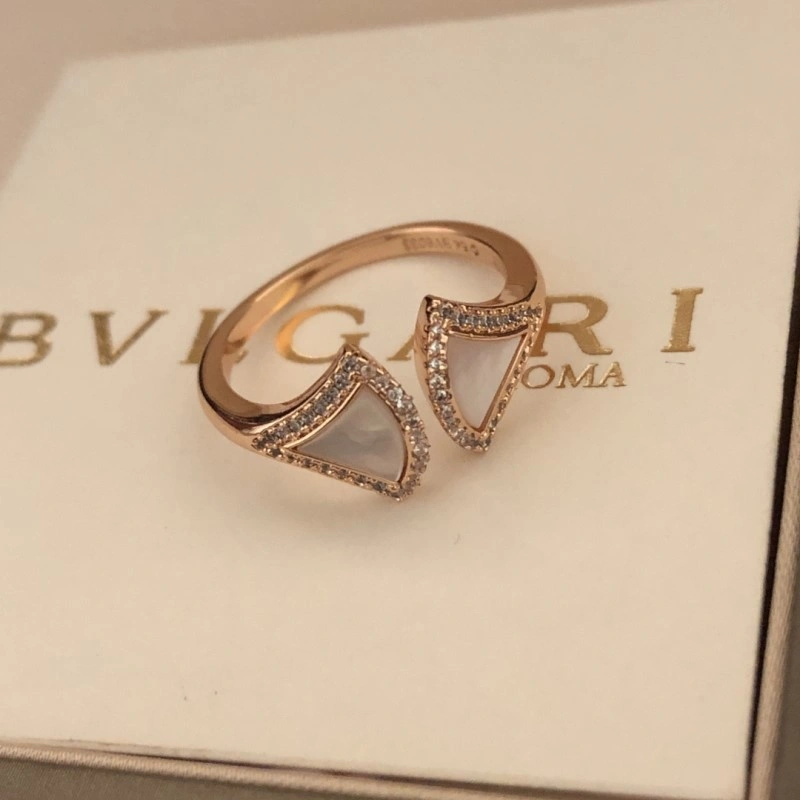 Sleek Bvlgari Rings 215791