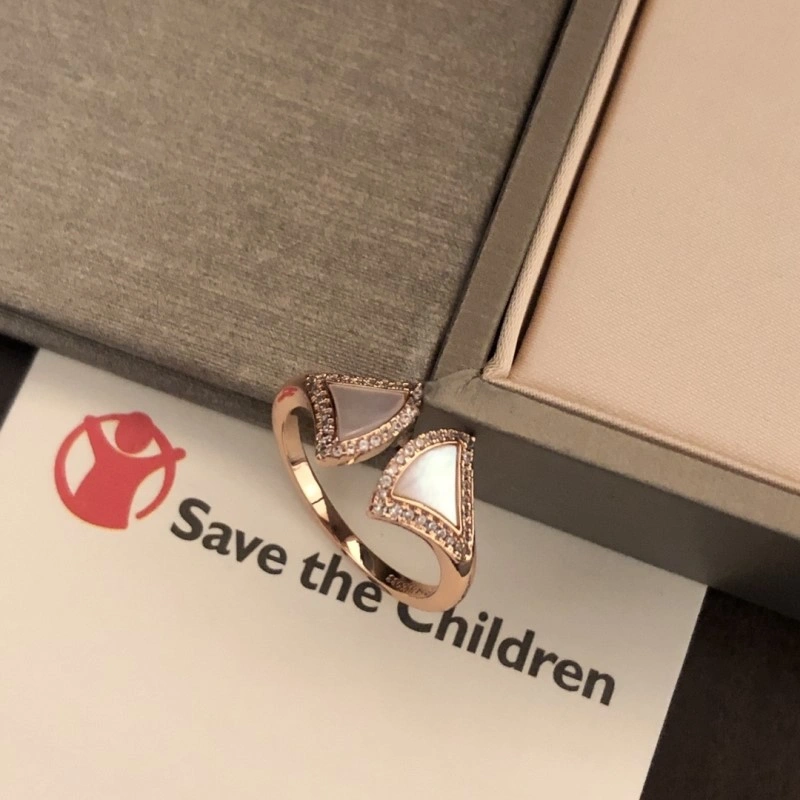 Sleek Bvlgari Rings 215791