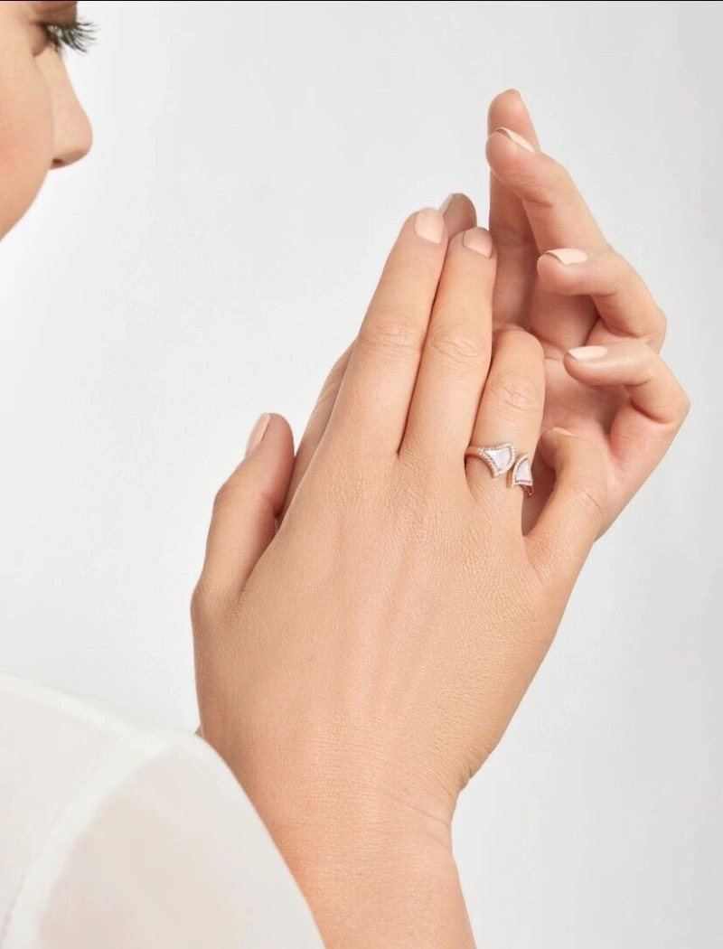 Sleek Bvlgari Rings 215791