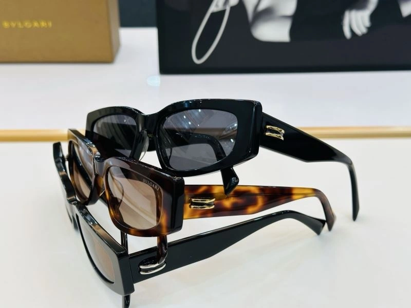Minimalist Bvlgari Sunglasses 277254