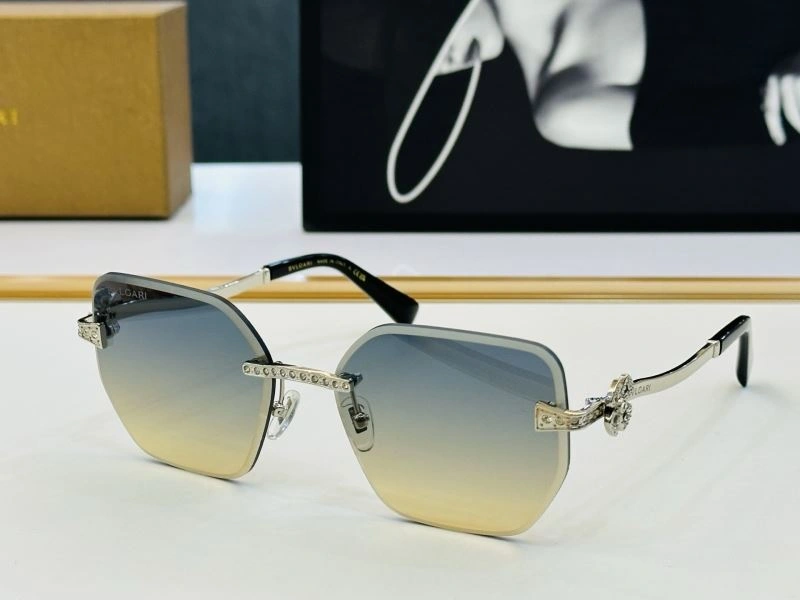 Lightweight Bvlgari Sunglasses 277260