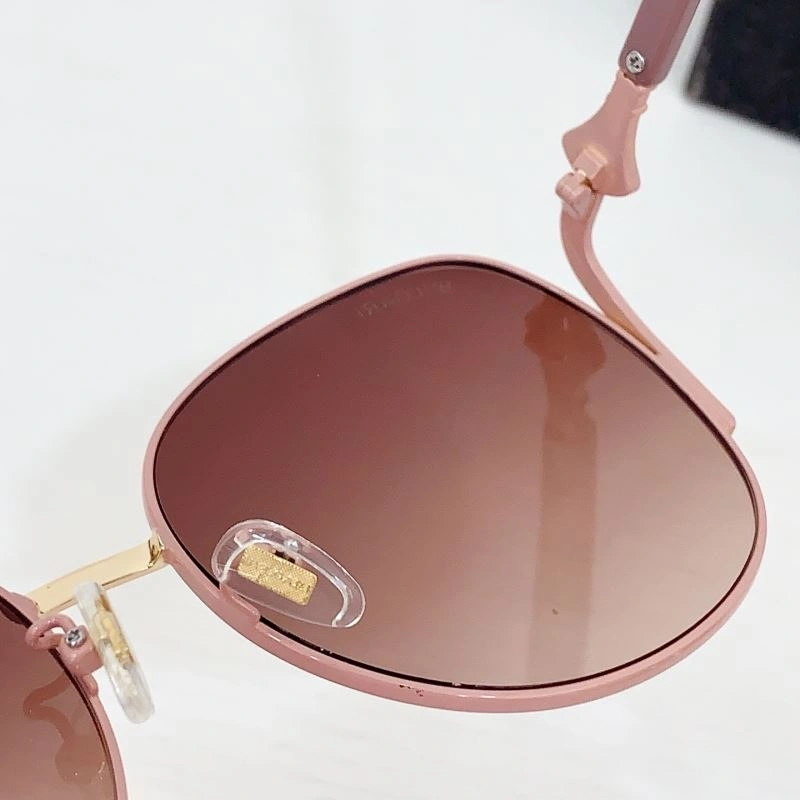 RelaxedFit Bvlgari Sunglasses 277301