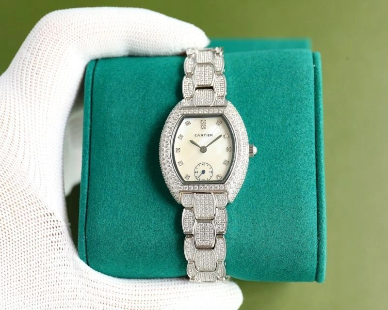 Packable CARTIER Watches 181135