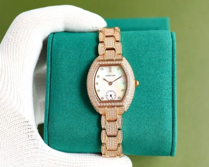 Packable CARTIER Watches 181135