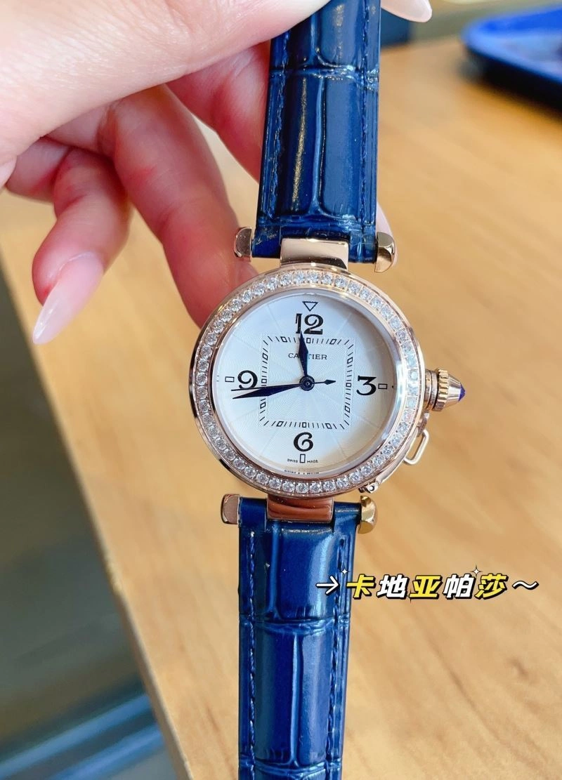 Bold CARTIER Watches 181112