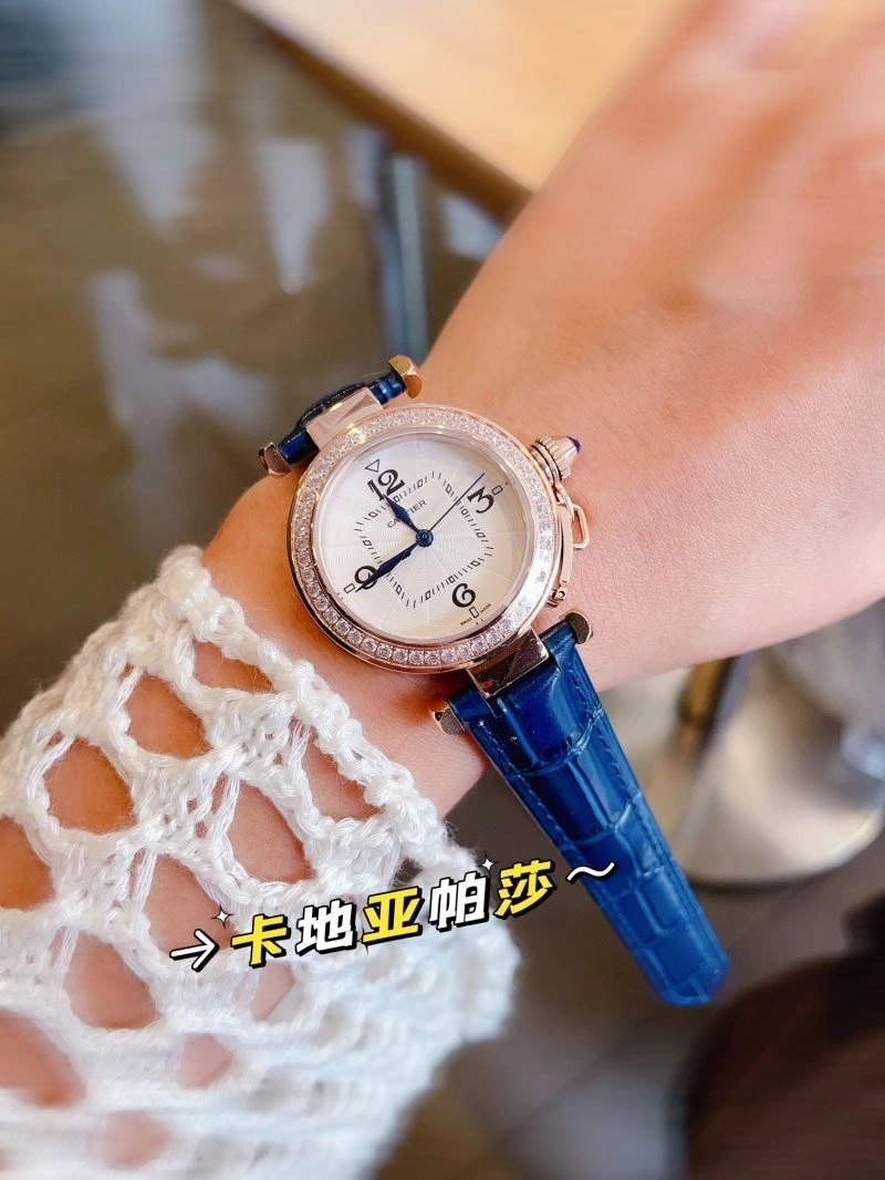 Bold CARTIER Watches 181112