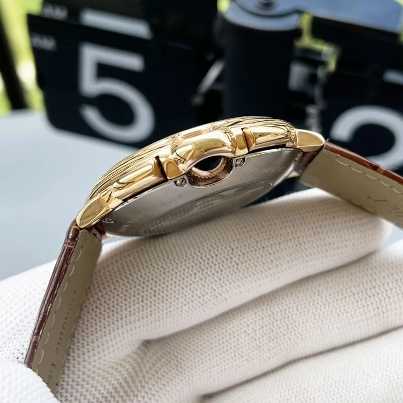 Fashionable CARTIER Watches 181095