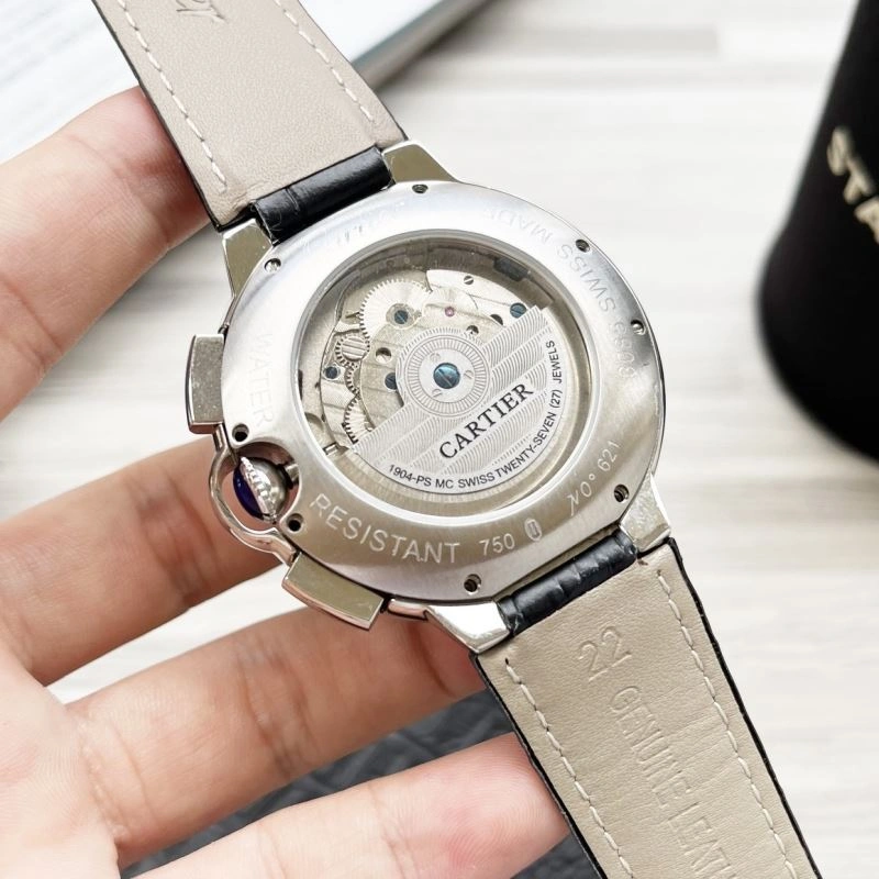 Snug CARTIER Watches 181074
