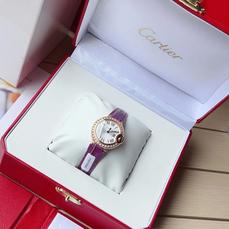 Bright CARTIER Watches 181045
