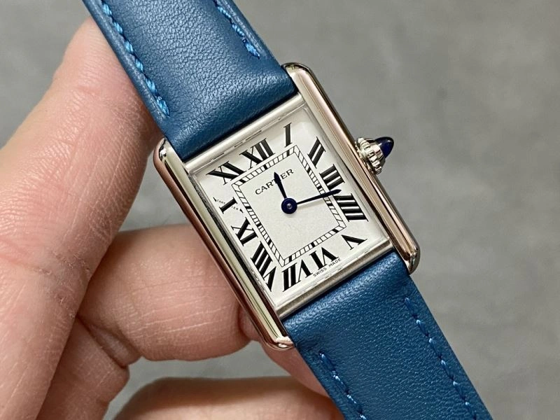 Packable CARTIER Watches 181032