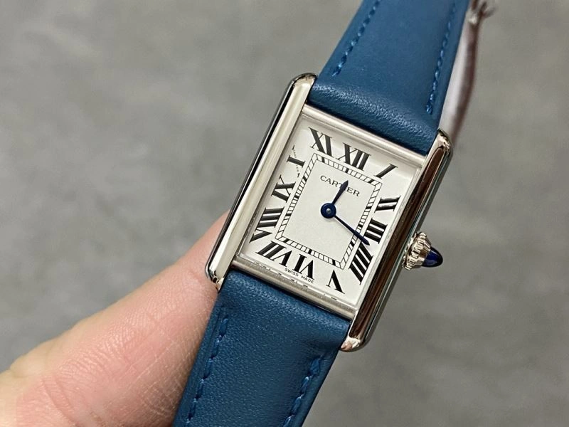 Packable CARTIER Watches 181032