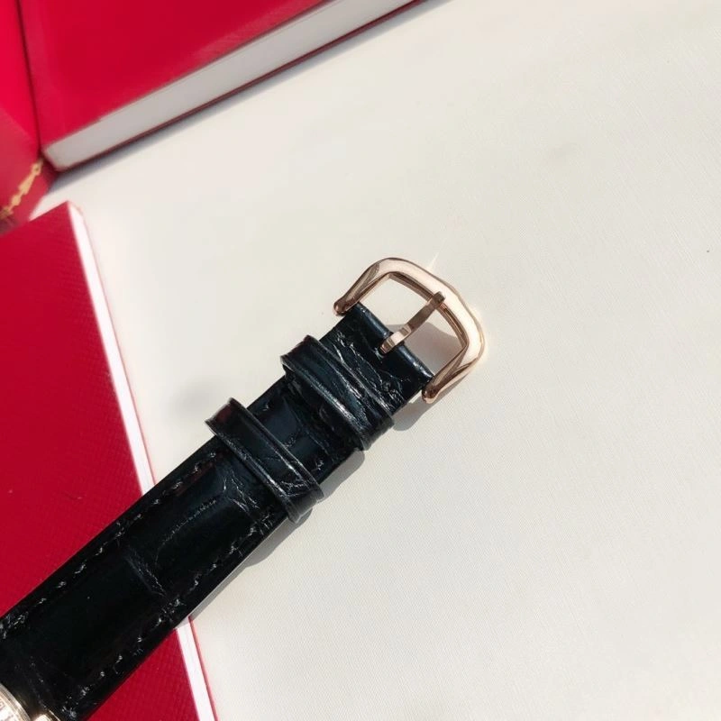 UrbanChic CARTIER Watches 181023