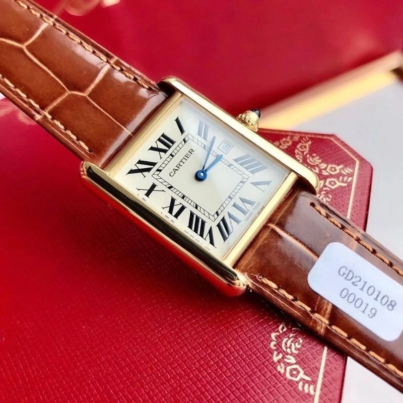 AllSeason CARTIER Watches 181044