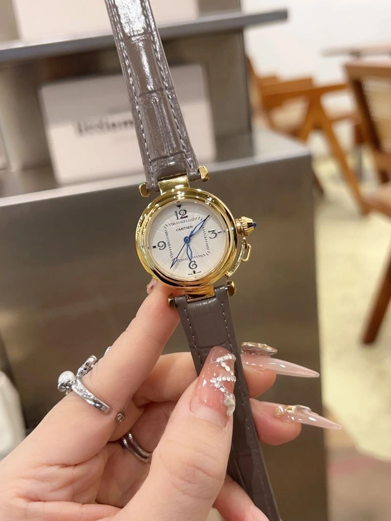 Contemporary CARTIER Watches 181009