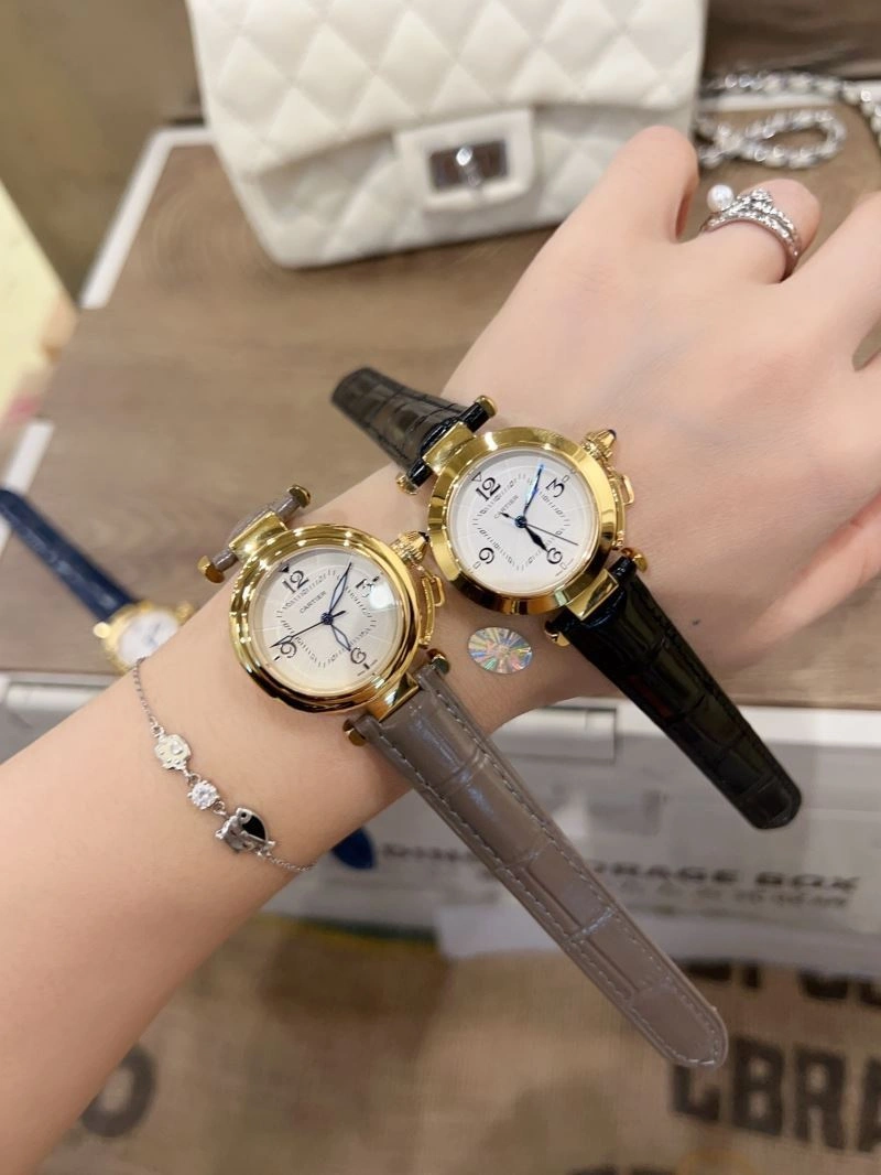 Contemporary CARTIER Watches 181009