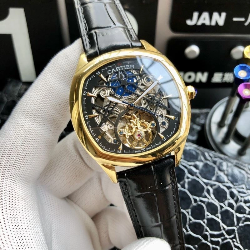 Classic CARTIER Watches 181004