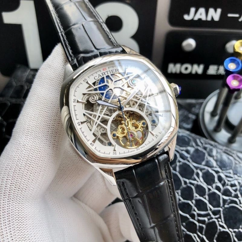 Classic CARTIER Watches 181004