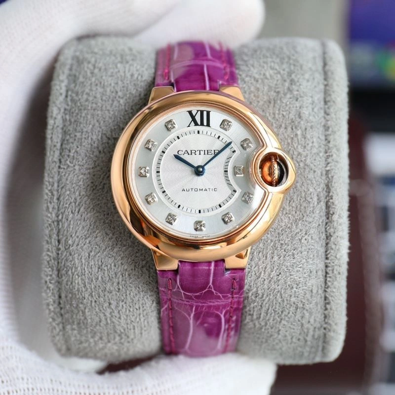 Sporty CARTIER Watches 180973