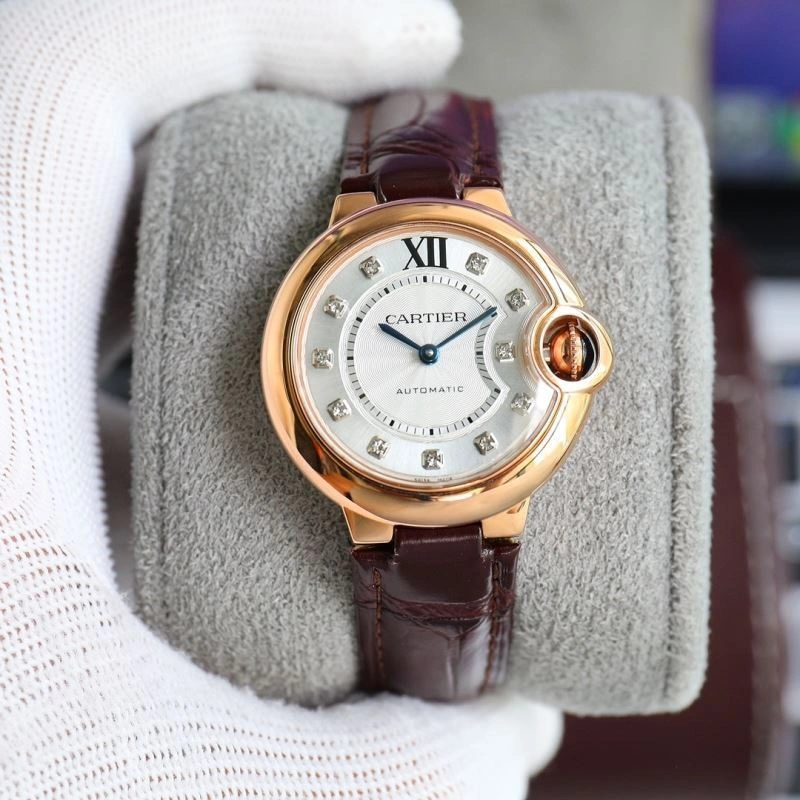 Sporty CARTIER Watches 180973