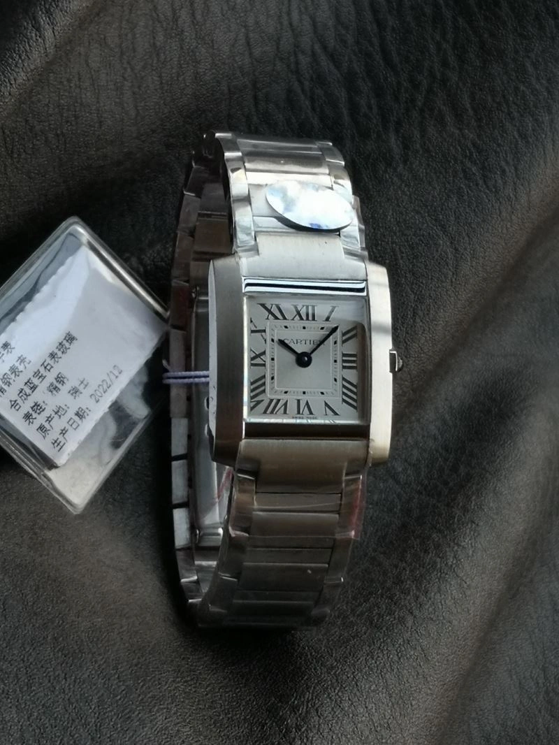 Refined CARTIER Watches 180938