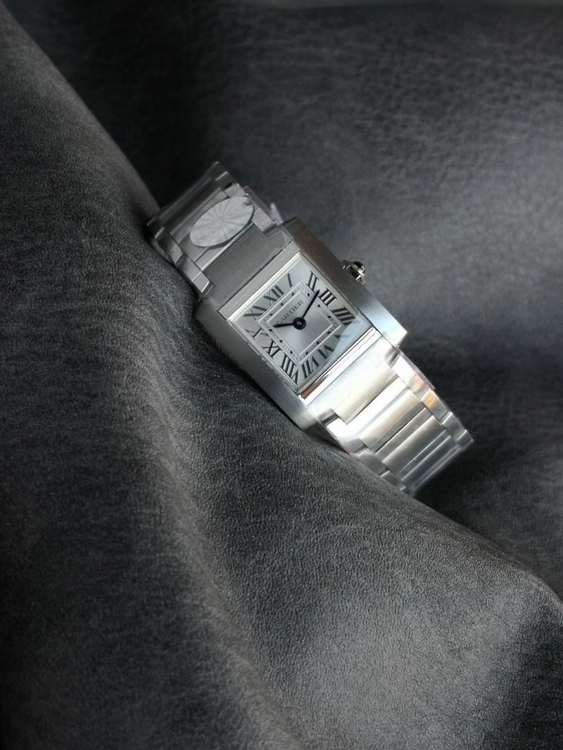 Refined CARTIER Watches 180938