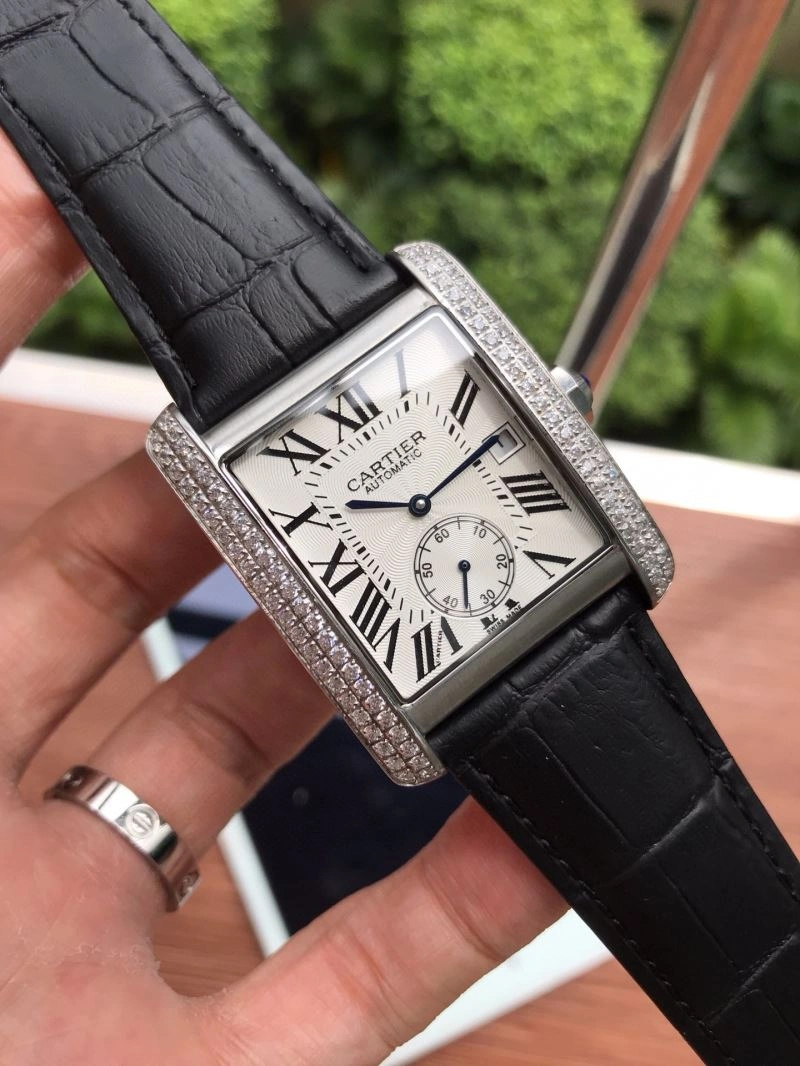 Seasonal CARTIER Watches 180932