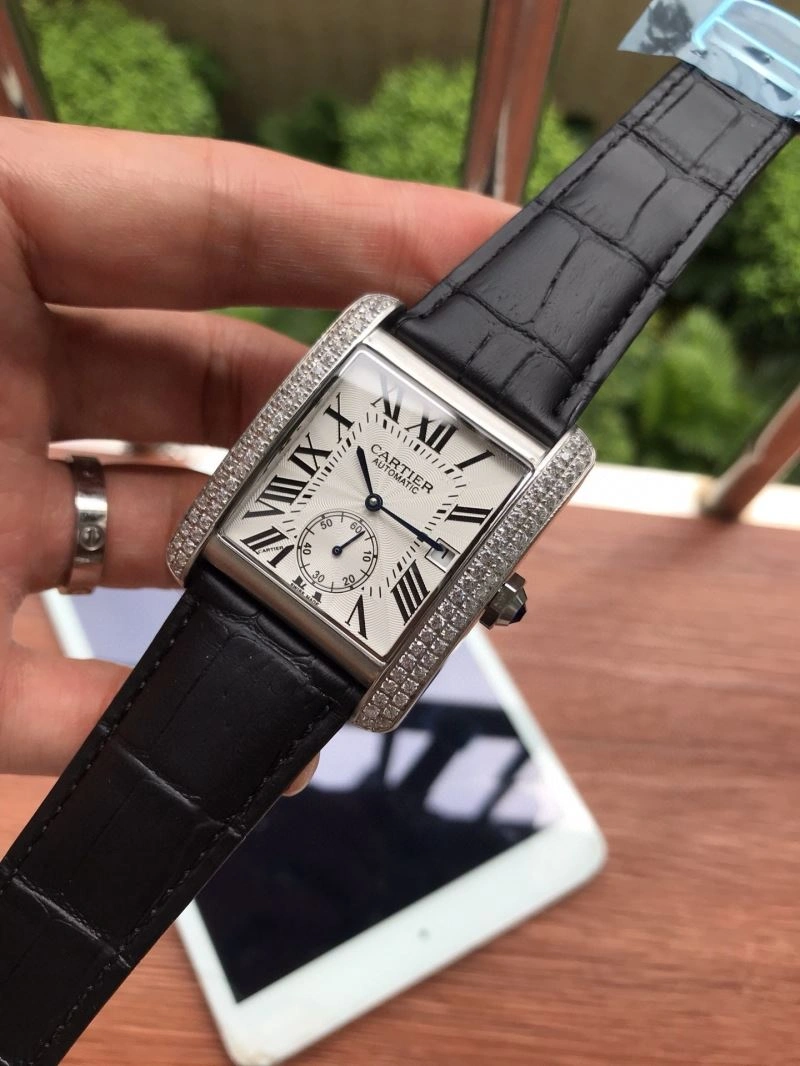 Seasonal CARTIER Watches 180932