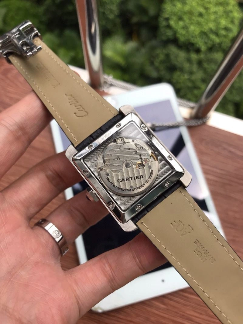 Seasonal CARTIER Watches 180932