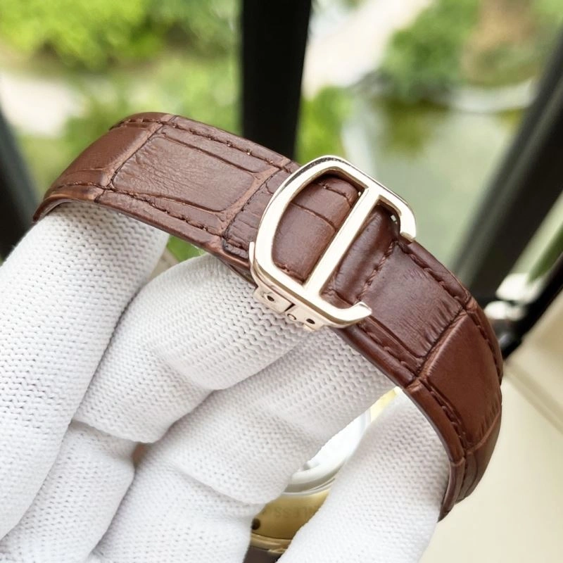 Chic CARTIER Watches 180901