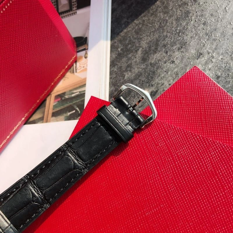 Durable CARTIER Watches 180905