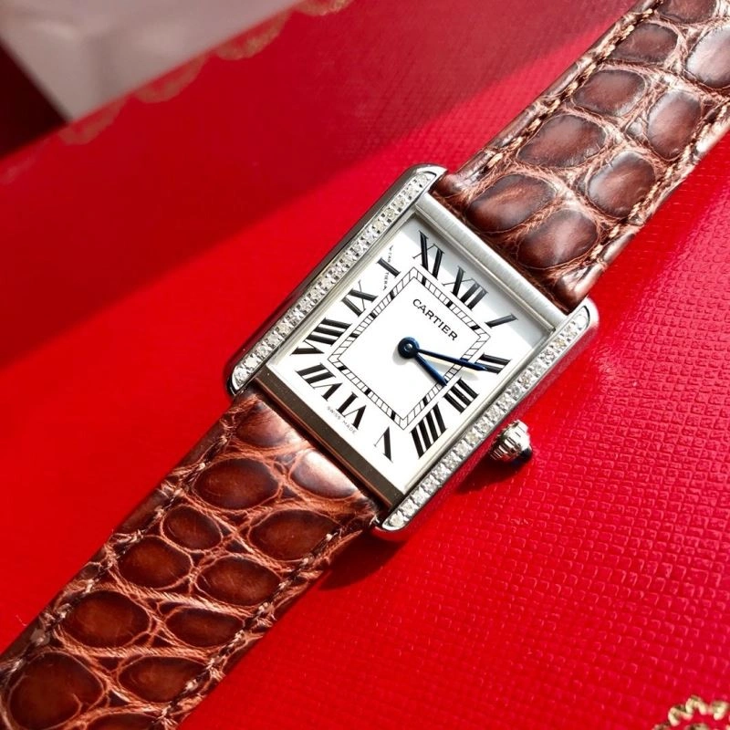 Neat CARTIER Watches 180891