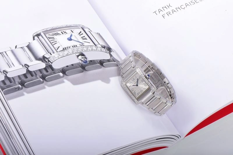 CARTIER Watches Refined 180890