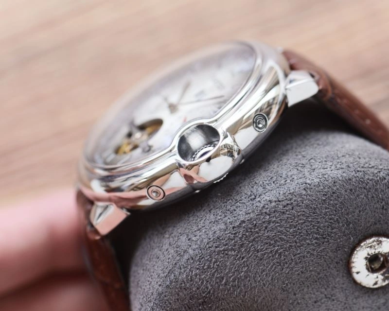 Casual CARTIER Watches 180884